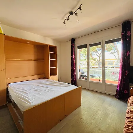 2 Personnes Avec Terrasse Proche - Fr-1-309-508 דירה *